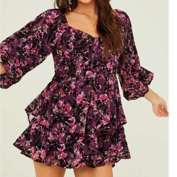 NWOT Altar'd State Tahila Sweetheart Floral Dress Size Medium - Picture 2 of 7